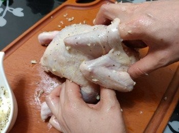 step3: 將雞反轉， 重複同樣步驟