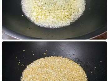 step1: 慢火燒熱4湯匙油， 下蒜粒慢火油炸; 蒜粒慢火至微黃; 熄火， 讓油的餘溫將蒜粒炸至金黃色（注意不要炸焦， 否則蒜粒會帶苦味）