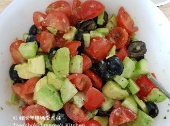 step3: 將所有材料一起輕輕拌勻待用。