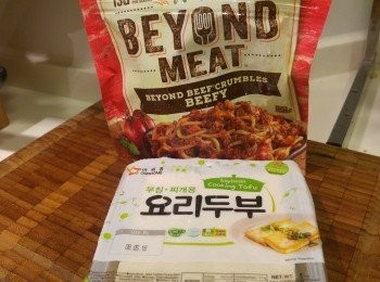 step1: 豆腐一開六件。