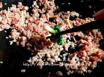 step10: 盛起蔥段去掉