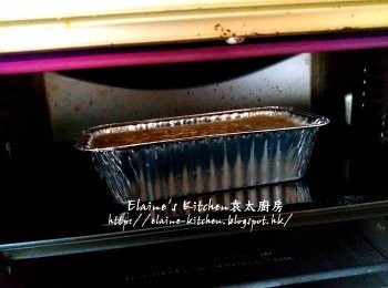 step7: 放入焗爐中間位置 , 用150C上下火焗30分鐘