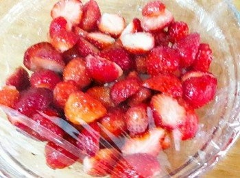 step5: 包上保鮮膜 , 放入冰箱一晚