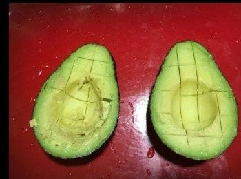 step1: 牛油果切粒
