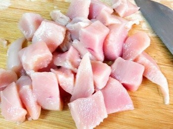 step3: 切條後再切一口大小的塊狀