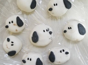 step5: 5.完成造型的湯圓放到大滾水煲約5mins至浮起