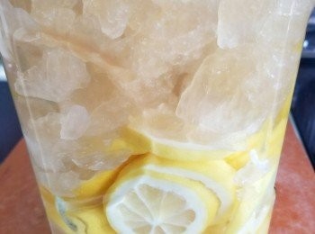 step5: 加蓋子浸三個月即可。