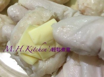 step10: 把4片小芝士釀入
