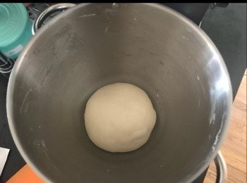 step3: 修圓後發酵大至兩倍。