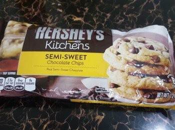 step5: 豬仔內餡朱古力粒如圖