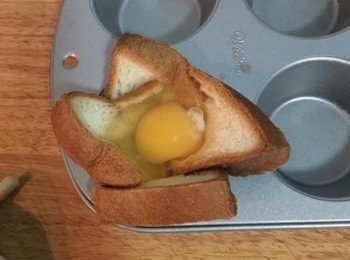 step5: 打入雞蛋；