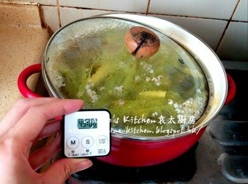 step6: 蓋上蓋轉慢火煲45分鐘