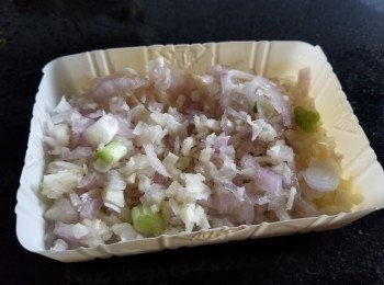 step2: 蒜頭，乾蔥