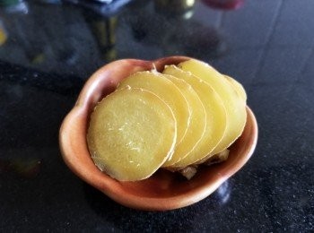 step1: 薑片
