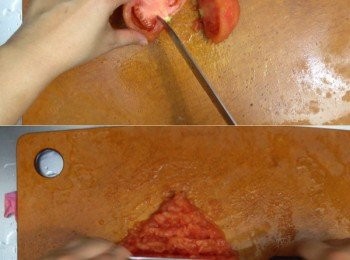 step4: 去皮後將蕃茄切成蓉