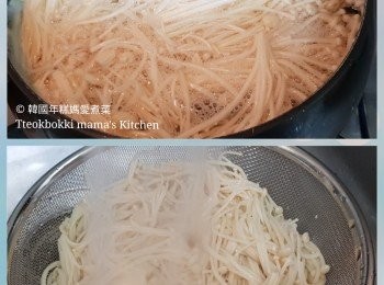 step2: 水滾後放入金針菇烚一會，見諗身就撈起然後沖冷水，