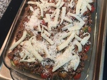 step15: 接著再鋪上另一層茄子和櫛瓜片；牛餡、起司；