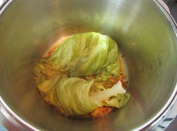 step3: 開鍋蓋,放入椰漿粉用中火邊拌邊加熱煮至收乾即可.