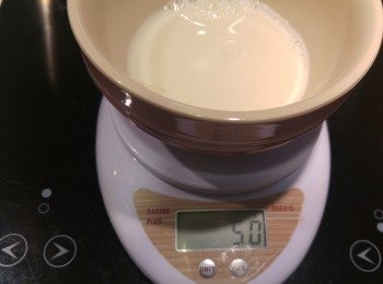 step2: 先取50ml豆漿。