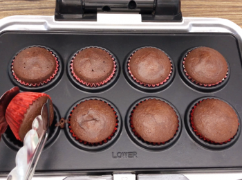 step6: 蓋上蓋子，烘烤約3分30秒即可。