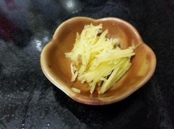 step2: 薑絲