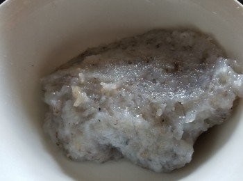 step2: 將蝦仁打成蝦膠