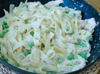 step4: 最後一下意粉，拌勻即成！