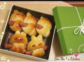 step13: 迷人兔仔包放上盒子後，好高貴^^