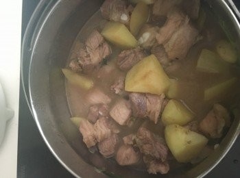 step6: 加入水後煮滾