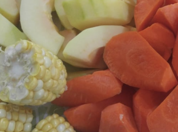 step1: 預備<span class="group_1">食材</span>