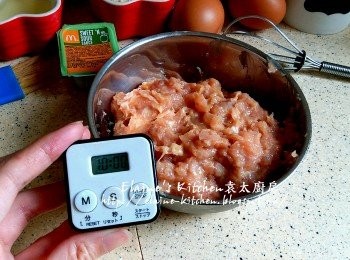 step5: 冷藏數小時後從冰箱取出靜待10分鐘