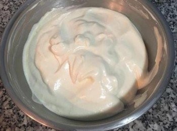 step10: 混勻的蛋糕糊是拋拋略濃的,不會水水低。