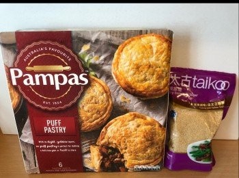 step1: 市售酥皮、粗糖粒 (如買到再大粒d 既黃糖效果更好）