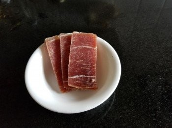step9: 金華火腿，將火腿切成蓉備用