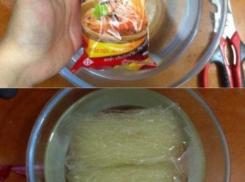 step12: 粉絲浸軟備用（推薦用這種泰國粉絲，會比一般彈牙爽口）