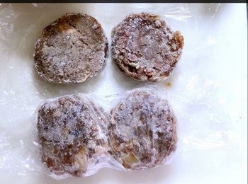 step3: 雪過夜後再翻熱更好吃。

我用飛利浦氣炸鍋 200度10分鐘， 翻熱完一滴油都沒有漏出來☺️， 口感超正👍🏻