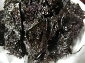 step1: 紫菜不用洗... 直接剪成條狀!