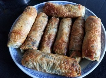 step14: 用細火慢慢煎至金黃色，再放上碟