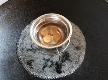 step3: 再蒸 30 -40 分鐘，蒸好後焗女15 分鐘後取出