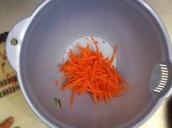 step5: 甘筍去皮刨絲