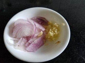 step7: 薑蓉，乾蔥