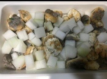 step5: 加入冬瓜，加水煮淋。