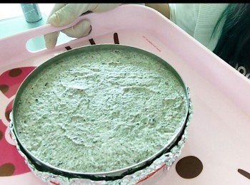 step12: 完成後， 放進雪櫃雪至少5小時或以上， 雪過夜更好。