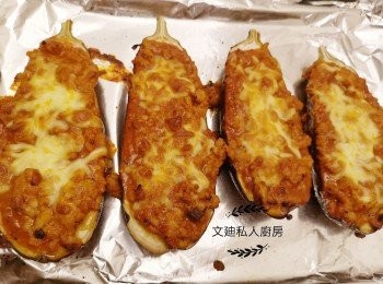 step7: 再入爐爐溫200度焗10分鐘，即完成。