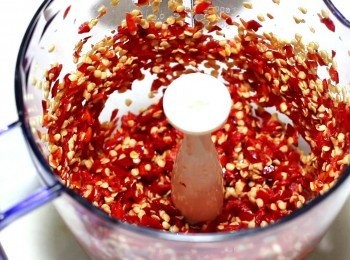 step4: 粗細可按個人喜歡, 但不要打成泥狀。