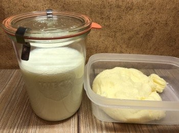 step9: 打得越多淡忌廉需要時間越長，打到油水分離便完成～