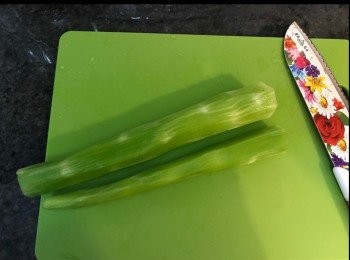 step3: 儘量切走白色根。