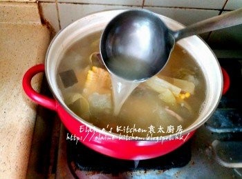 step10: 最後加少許鹽拌勻再煮滾 , 熄火焗30分鐘即可