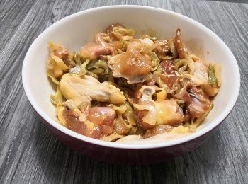 step4: 將榨菜絲與雞件撈勻