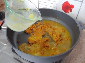 step8: 加入雞湯煮滾